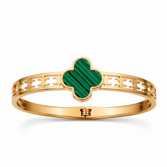 Green Clover Gold Tone Bracelet for Everyday Elegance
